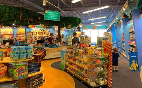 Rapidly Expanding Minnesota Toy Chain To Open Flagship Store At Mall