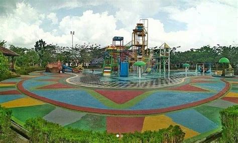 Pekanbaru merupakan kota besar sekaligus ibukota di riau. 10 Gambar Boombara Waterpark Pekanbaru, Harga Tiket Masuk ...