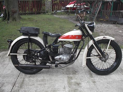 1953 Harley Davidson 165cc Hummer