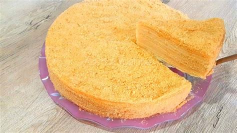 russian honey cake medovik 🍯
