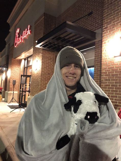 Lansdowne Chick Fil A Opens To Huge Crowds The Burn
