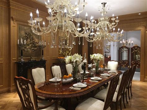 Fine Dining Room Tables