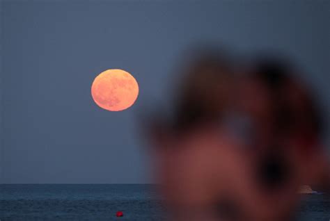 Supermoon Photos Around The World As Biggest Full Moon Lights Up Sky