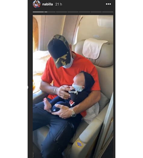 photo nabilla et thomas rapatriés à dubaï avec leur fils milann 16 mars 2020 instagram