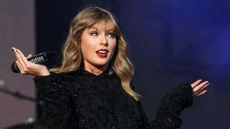 Taylor Swift Está Proibida De Cantar Hits Antigos Entenda