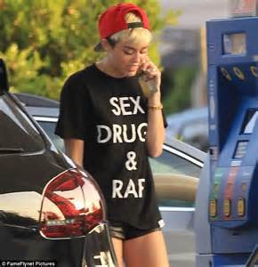 Miley Cyrus Teams Her Sex Drugs And Rap T Shirt With A Pair Of