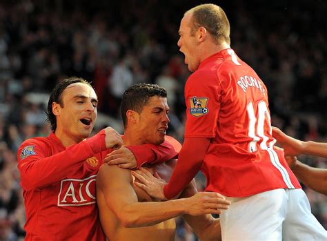 current manchester united team compared to title winning 2008 09 side as dimitar berbatov says