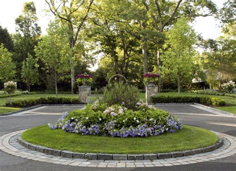 Ferre Landscaping Circle Drive Garden 800×1100 Circle Driveway