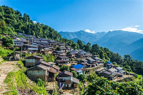 The country is slightly larger than the state of arkansas. Siklesh Trekking, Siklesh Trek itinerary Nepal, Sikles ...