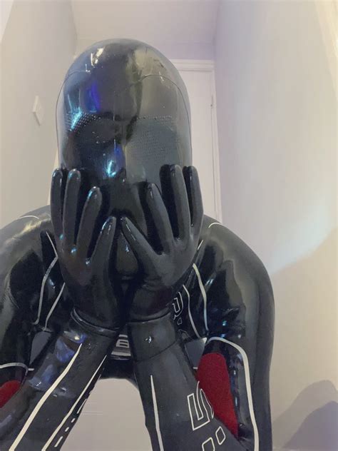 Rubberboy On Twitter My Bulge Is So Hard After Shining This Suit