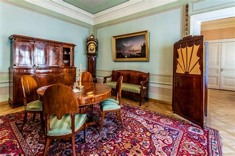 The easiest way to rent an apartment in st. The Alexander Pushkin Museum and Memorial Apartment in St ...