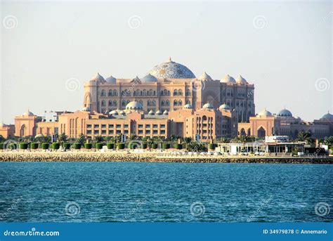 Emirates Palace Abu Dhabi Editorial Stock Photo Image Of Resort 34979878