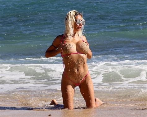 Angelique Morgans Big Nude Tits On Waikiki Beach Hawaii Fappening Time