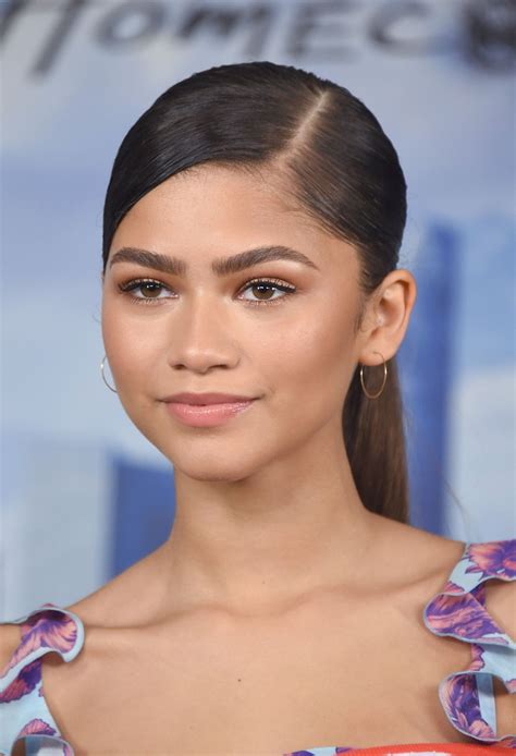 10 Times Zendaya Proved Shes Got The Best Brows In The Business 92 Q