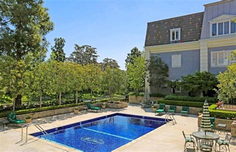 The Tragic Truth About Elvis Presley's Family Today