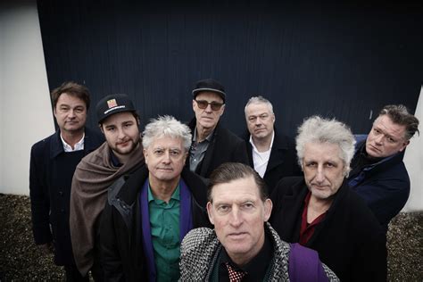 Formed in 1981 at by brothers huub and hans van der lubbe and friend daniel derks, de dijk caught the wave of dutch rock music, which the band has ridden ever since. De Dijk | 6 december | De Oosterpoort | SPOT Groningen ...