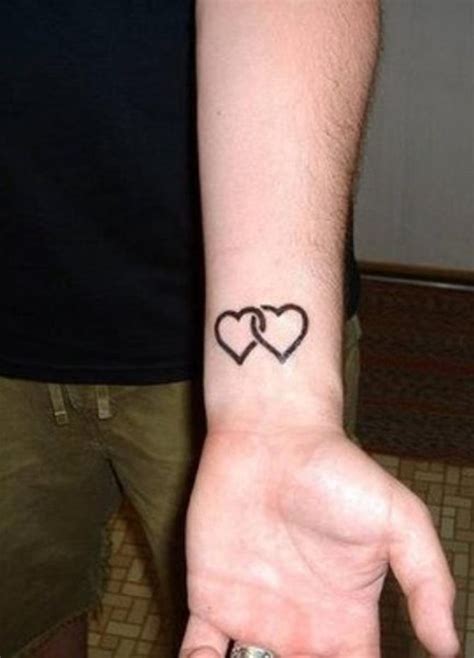 36 Two Heart Tattoo On Wrist
