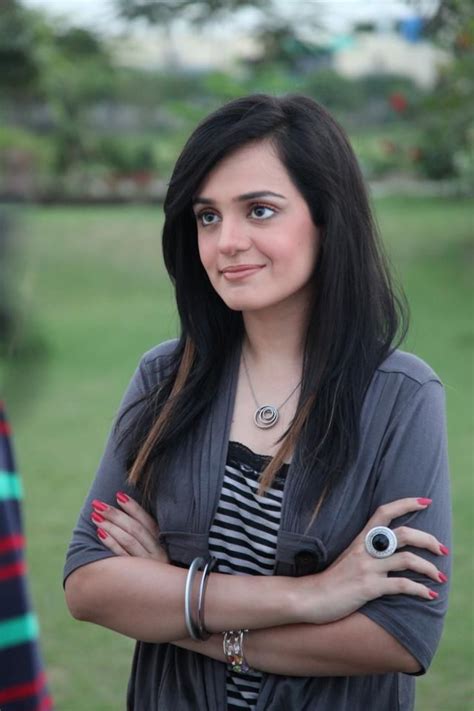 Sumul Is Very Talented Pakistani Drama Actressshe Played Lead Role In