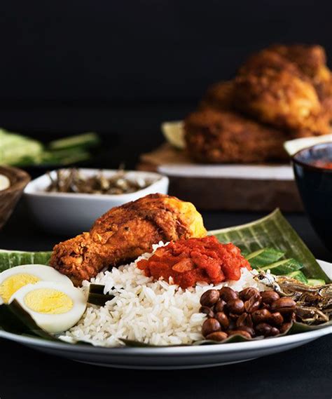 This has to be the best loved malay dish of all time; Nasi Lemak with Fried Chicken | Nasi lemak, Chicken pork ...