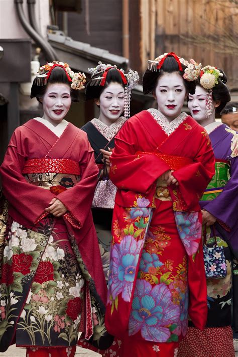 Japanese Geisha Japanese Beauty Japan Landscape Memoirs Of A Geisha Japanese Characters