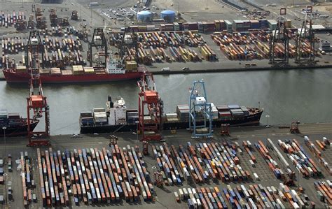New York City Port Strike Longshoremen Launch Unexpected Work Stoppage