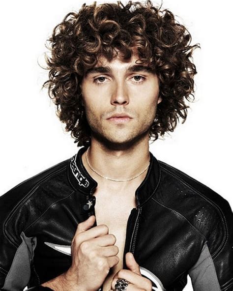 45 Amazing Hairstyles For Men With Curly Hair Inspiration And Ideas