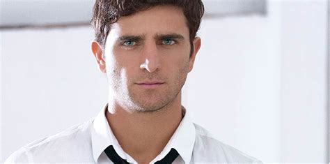 Includes address (3) phone (6) email (2) see results. Robert Farah, el as de los dobles