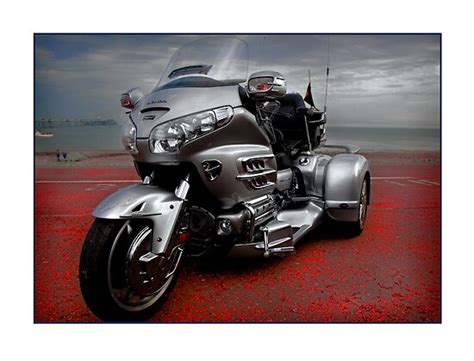2002 honda motor co., ltd. Honda goldwing 3 wheeler for sale