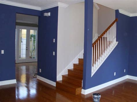 Modern dan nyaman, inilah yang tergambar dalam design rumah minimalis yang satu ini. Kombinasi Warna Cat yang Bikin Rumah Kamu Kelihatan Lebih ...