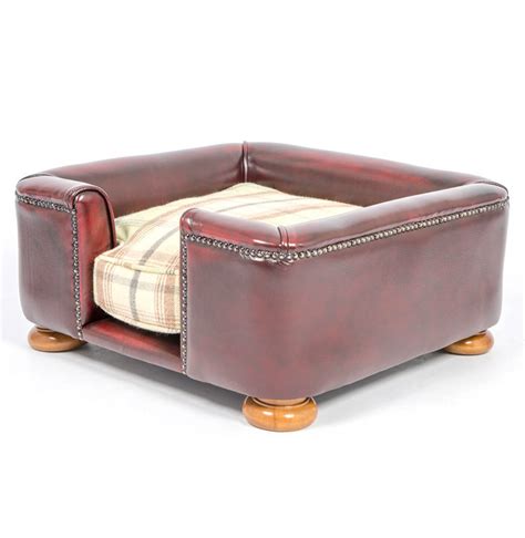 Traditional Leather Tetford Square Chesterfield Dog Bed By Lords