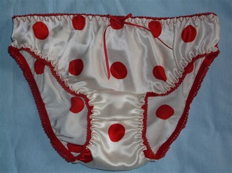 ivory with red spot silk hipster panties in uk size 8