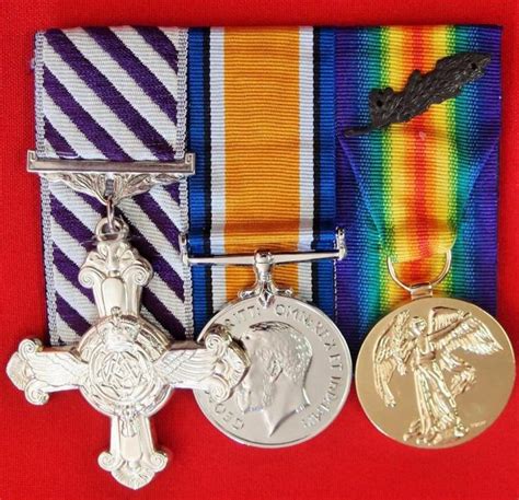 Replica Ww1 Distinguished Flying Cross And Pair Medals Mounted Jb