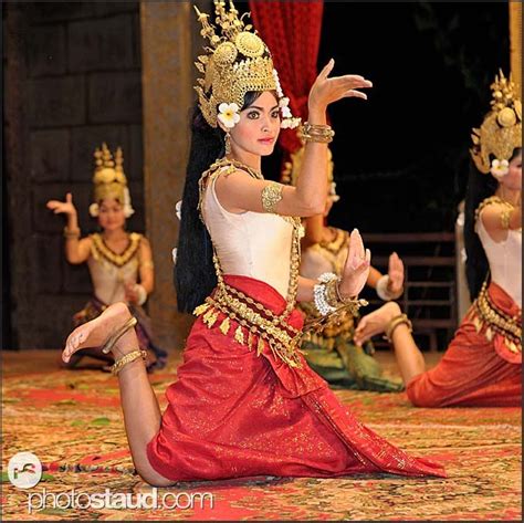 Cambodian Traditional Dance Performing Traditional Khmer Dancing Apsara Siem Reap Cambodia