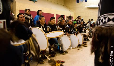 Images From Kugluktuk Nunavut Inuit Drummers And Dancers Flickr