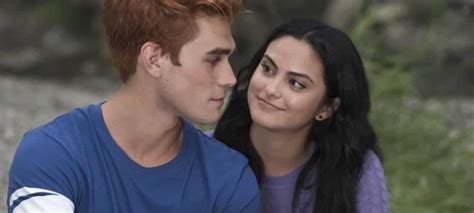 Keneti james fitzgerald apa is the handsome hunk who plays the role of archie andrews in the cw series riverdale. Riverdale (Netflix): KJ Apa se confie sur la rupture choc ...