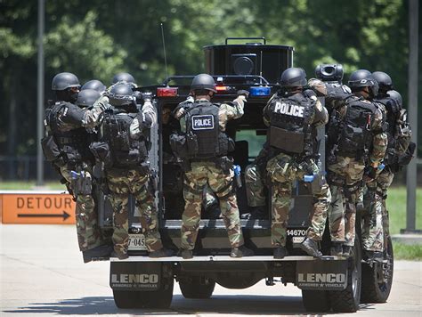 32 Member Swat Team Raids Home Because Man Had Registered Gun