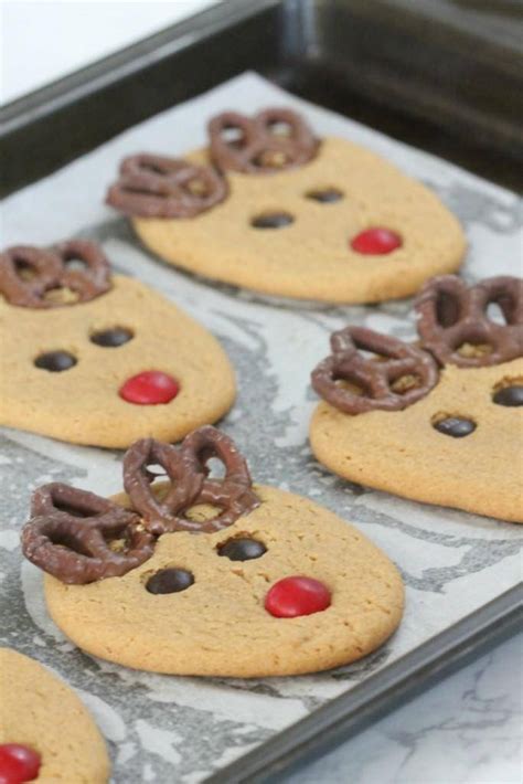 Peanut Butter Pretzel Reindeer Cookies Recipe
