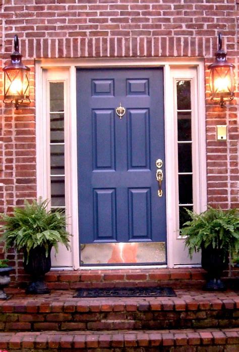 Picking exterior paint colors is scary for most homeowners. Nice 54 Exterior Paint Colors With Red Brick. More at http ...