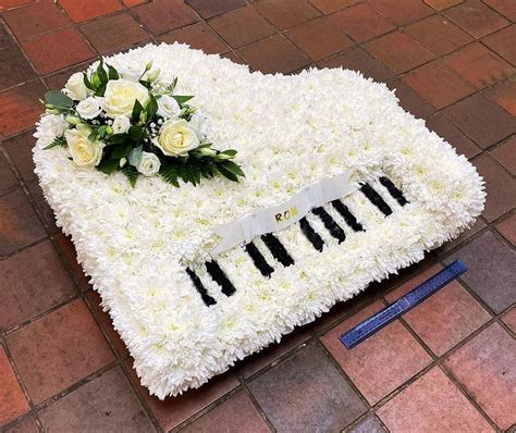 Piano Funeral Flowers Arrangement Unusual Funeral Wreaths