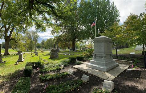 Crown Hill Cemetery In Indianapolis Indiana Find A Grave Cemetery
