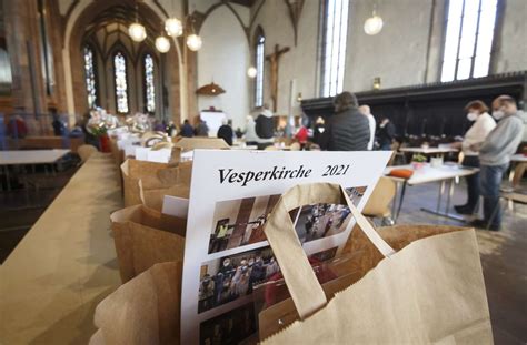 Bilanz Der Vesperkirche In Stuttgart Rund 30 000 Essen Für Bedürftige