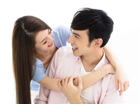 Dater De Jeunes Couples Dans Lamour Portrait Des Couples Asiatiques De