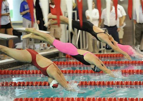 Darien Wins Fciac Girls Swim Title As Records Fall