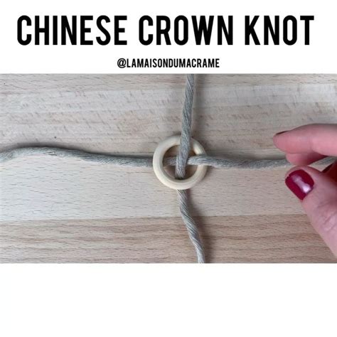 How To Tie A Chinese Crown Knot Video Macrame Bracelet Diy