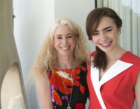 lily collins and her mom lily collins pinny beautiful people mom fashion moda fashion styles