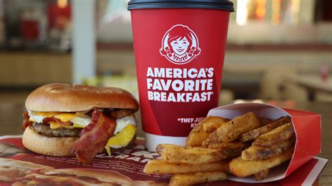 How To Score A Free Wendys Pretzel Bacon Pub Cheeseburger