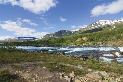 Kungsleden is a hiking trail in northern sweden, approximately 440 kilometres long, between abisko in the north and hemavan in the south. Trekking The Kungsleden - The King's Trail through ...