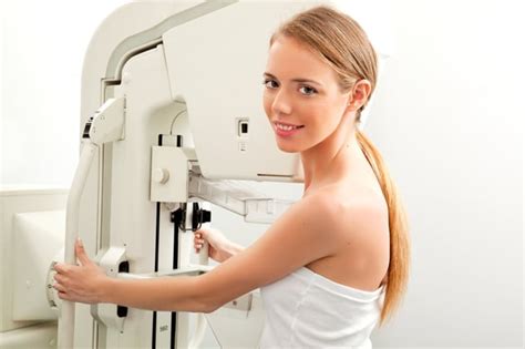 Over 40 Yes You Should Get An Annual Mammogram