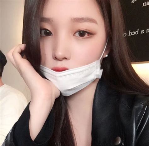 Asian Beauty Asian Girl Ulzzang Makeup Mask Girl Kawaii Outfit Asian Fashion