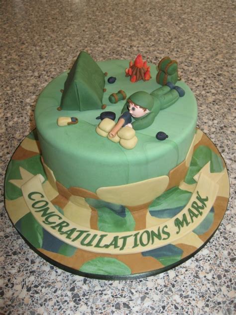The decoration on the cake are toys the parents. 135 best images about Army Cakes on Pinterest | Army men ...